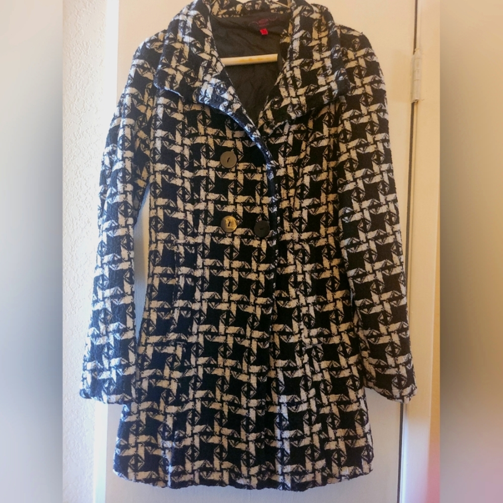 Womens small black and white wool/polyester coat.